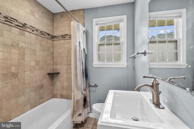 34 RICHARDS AVE, Pine Hill, NJ 08021