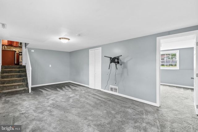 34 RICHARDS AVE, Pine Hill, NJ 08021