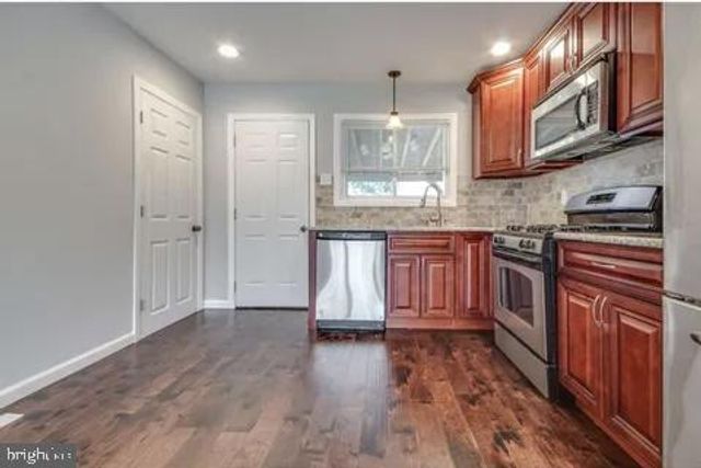 34 RICHARDS AVE, Pine Hill, NJ 08021