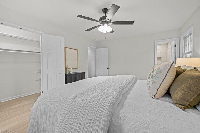 407 Pines Of Warrick DR, Chesapeake, VA 23322