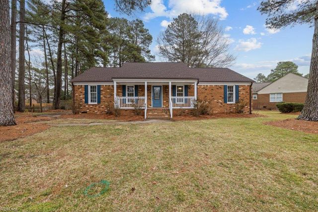 407 Pines Of Warrick DR, Chesapeake, VA 23322