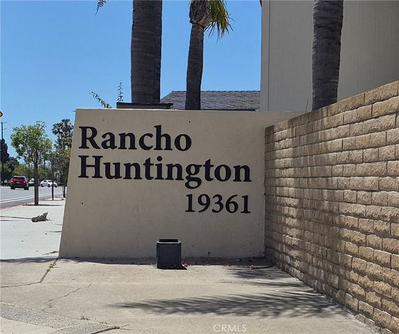 19361 Brookhurst 45, Huntington Beach, CA 92646