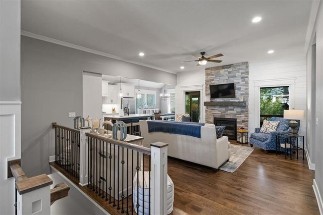 2787 SW 12th Terrace, Lee's Summit, MO 64081