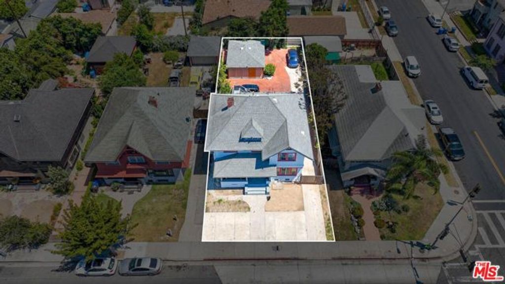 2818 S Normandie Avenue, Los Angeles, CA 90007