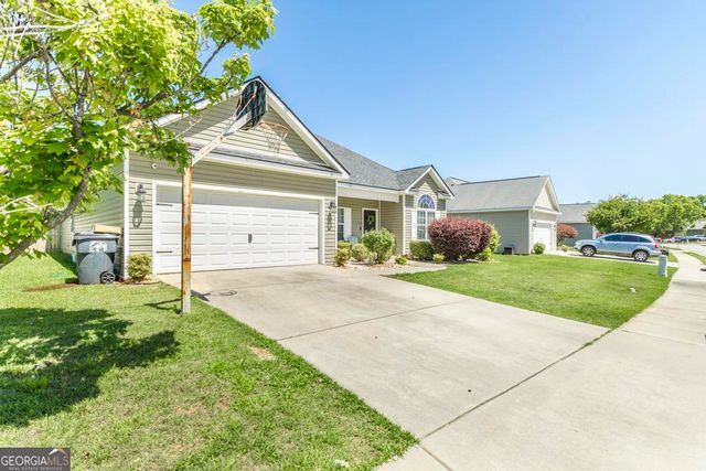 308 Flowing Meadows Drive, Kathleen, GA 31047