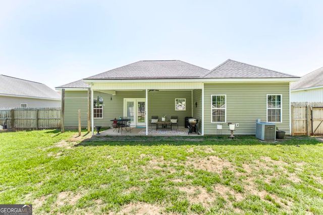 308 Flowing Meadows Drive, Kathleen, GA 31047