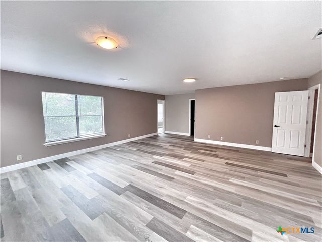 7338 Raintree Forest, San Antonio, TX 78233