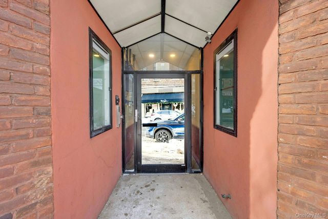 2094 Boston Post Road 96, Larchmont, NY 10538