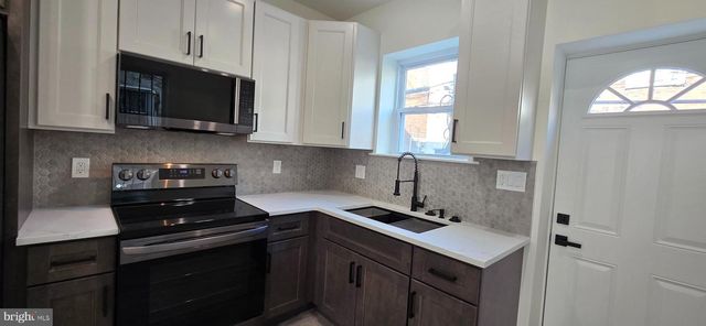 1839 S TAYLOR ST S, Philadelphia, PA 19145