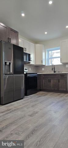 1839 S TAYLOR ST S, Philadelphia, PA 19145