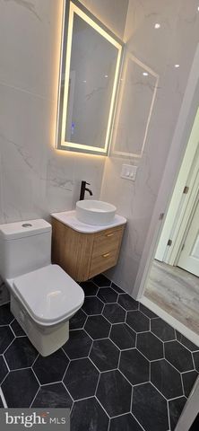 1839 S TAYLOR ST S, Philadelphia, PA 19145