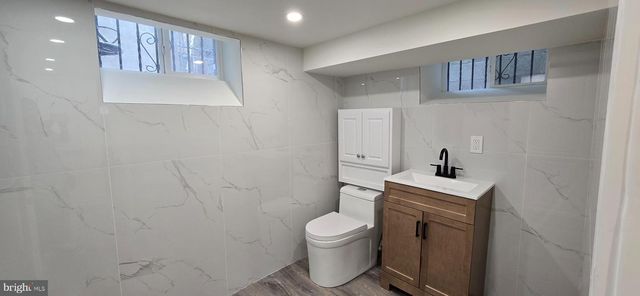 1839 S TAYLOR ST S, Philadelphia, PA 19145