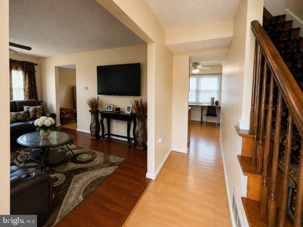 4626 MURRAY ST, BRISTOL, PA 19007 — photo 3