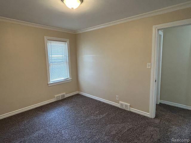 8129 Studebaker Avenue, Warren, MI 48089
