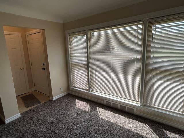8129 Studebaker Avenue, Warren, MI 48089