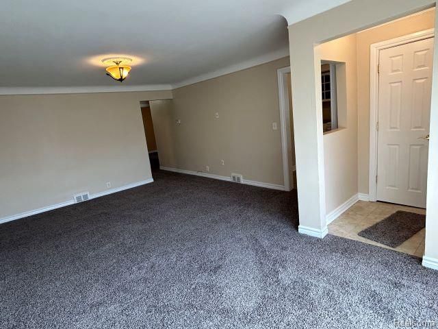 8129 Studebaker Avenue, Warren, MI 48089