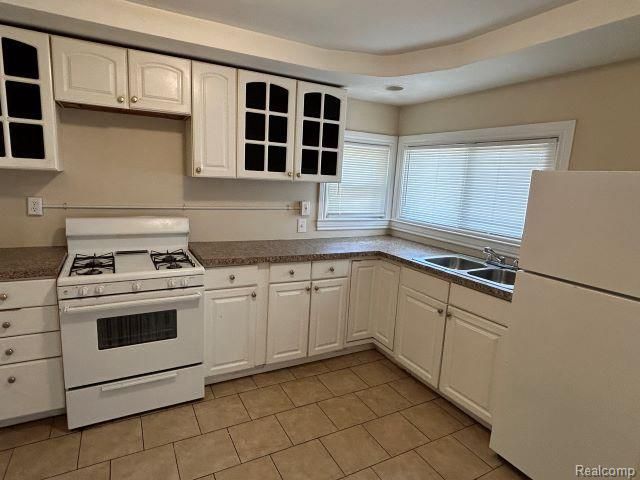8129 Studebaker Avenue, Warren, MI 48089
