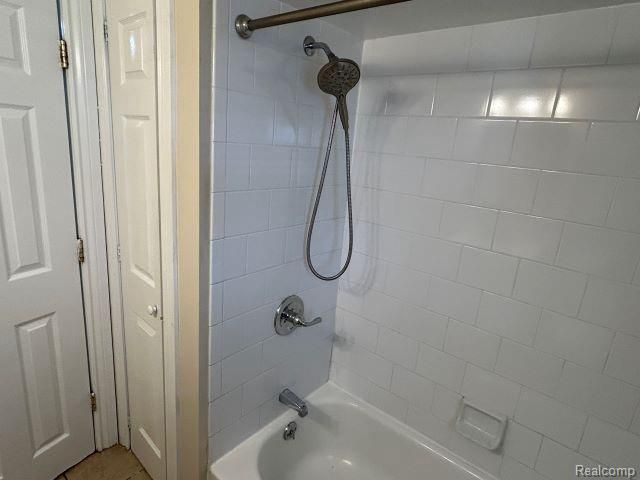 8129 Studebaker Avenue, Warren, MI 48089