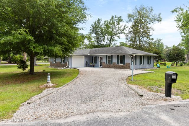 1 Pelican Court, Carolina Shores, NC 28467