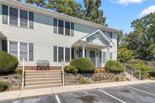 425 Cityview Lane, Fayetteville, NC 28301