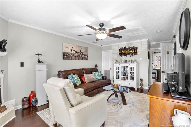 425 Cityview Lane, Fayetteville, NC 28301