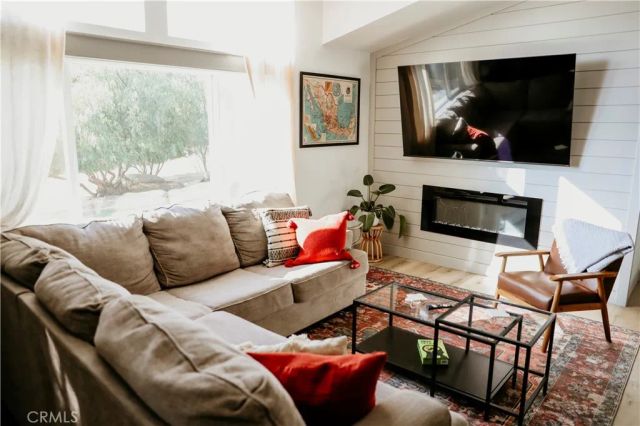 39220 Gray Squirrel, Temecula, CA 92592