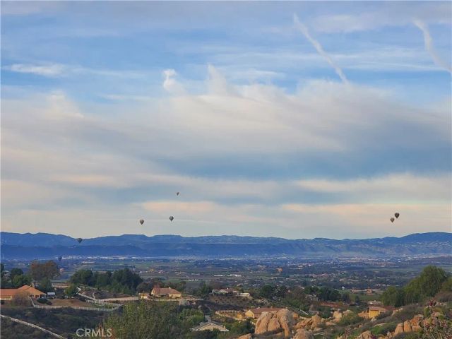 39220 Gray Squirrel, Temecula, CA 92592