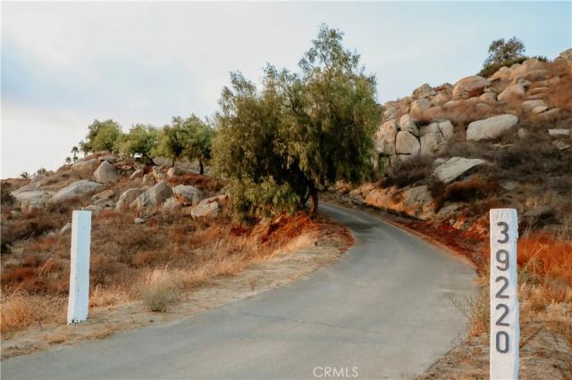 39220 Gray Squirrel, Temecula, CA 92592