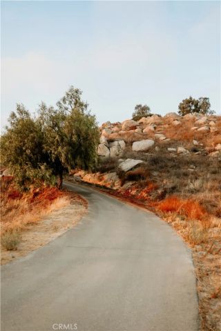 39220 Gray Squirrel, Temecula, CA 92592