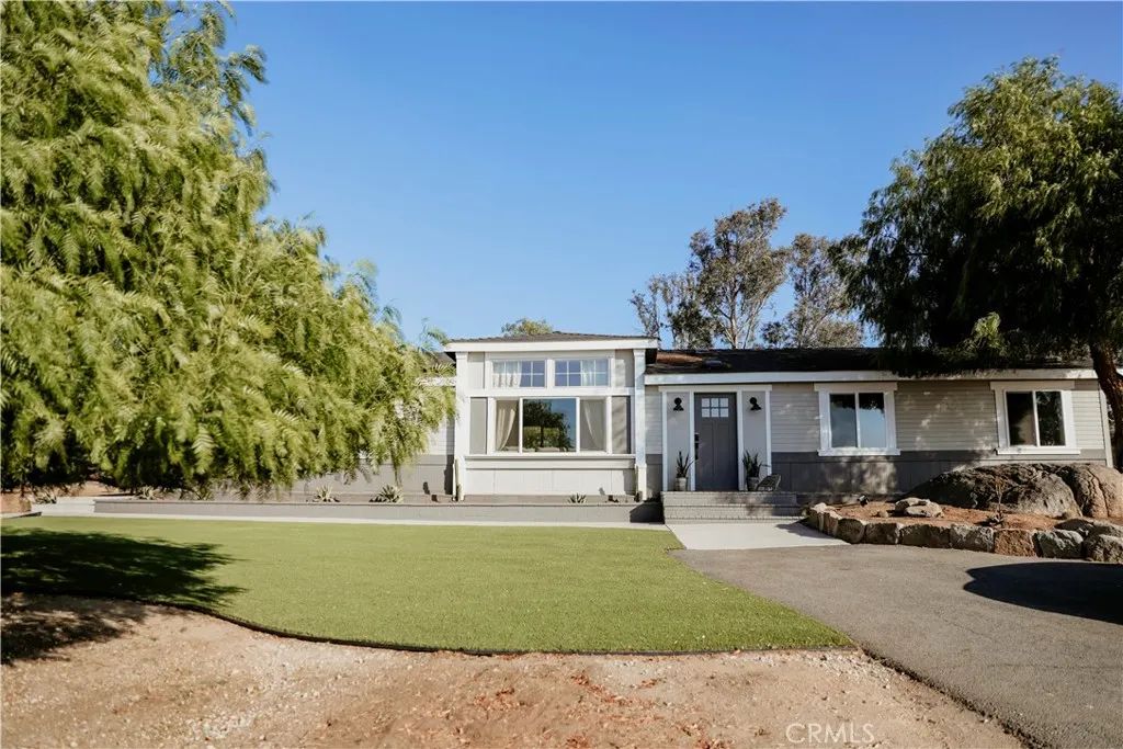 39220 Gray Squirrel, Temecula, CA 92592