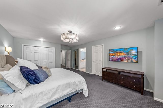 27 Cobblestone Ter, Montville Twp., NJ 07045