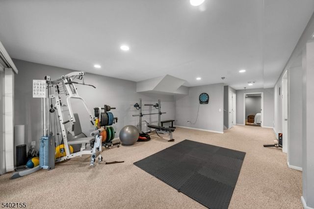 27 Cobblestone Ter, Montville Twp., NJ 07045