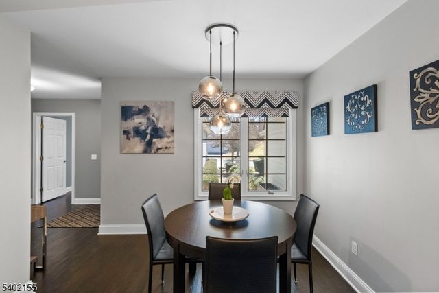27 Cobblestone Ter, Montville Twp., NJ 07045