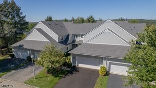 27 Cobblestone Ter, Montville Twp., NJ 07045