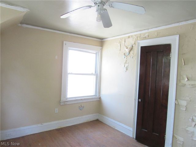 1726 Lee Road, Cleveland Heights, OH 44118