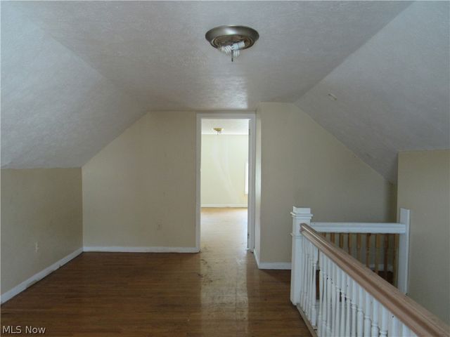 1726 Lee Road, Cleveland Heights, OH 44118