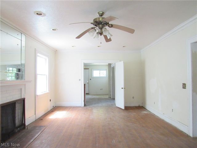 1726 Lee Road, Cleveland Heights, OH 44118