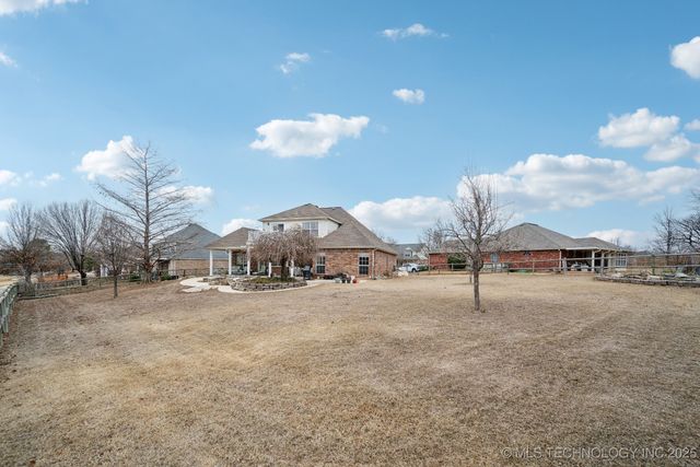 8402 N 100th East Avenue, Owasso, OK 74055