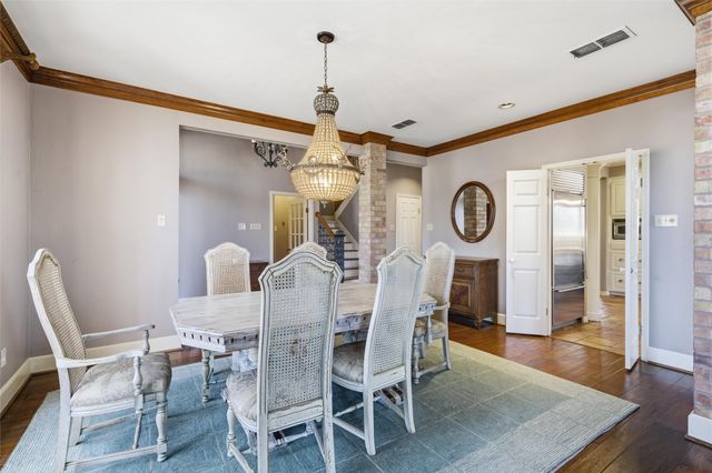 804 Wooded Crest Drive, Woodway, TX 76712