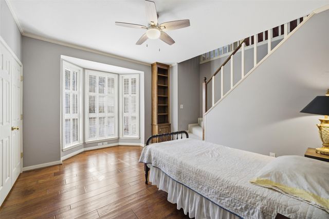 804 Wooded Crest Drive, Woodway, TX 76712