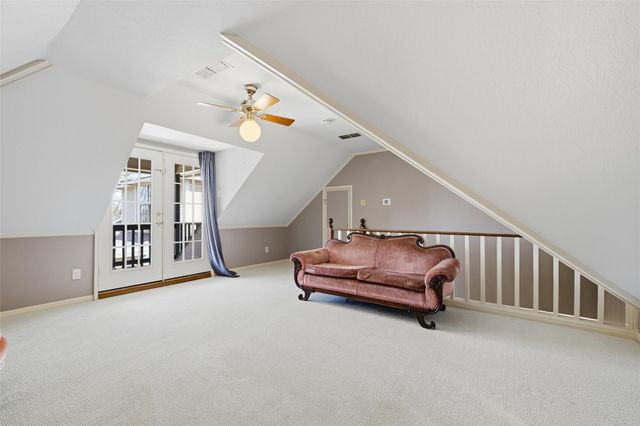 804 Wooded Crest Drive, Woodway, TX 76712