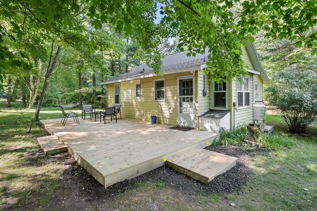 7125 Maple Avenue, South Haven, MI 49090