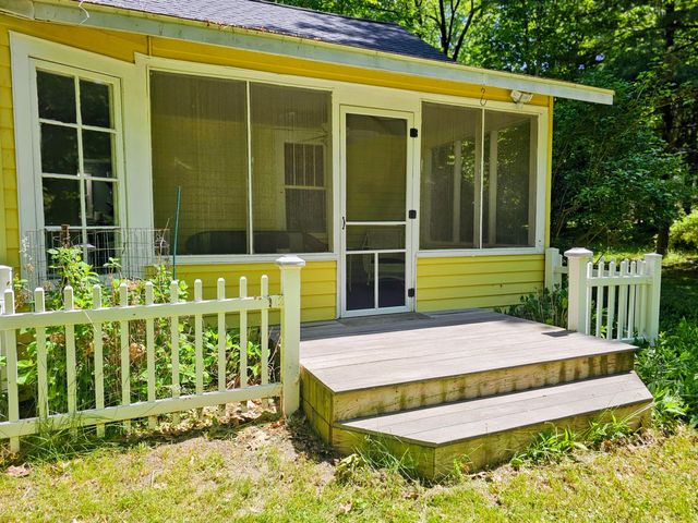 7125 Maple Avenue, South Haven, MI 49090