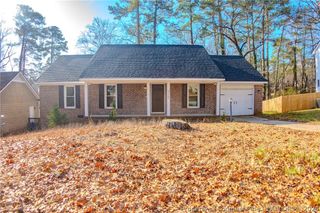 6720 Saint Julian Way, Fayetteville, NC 28314