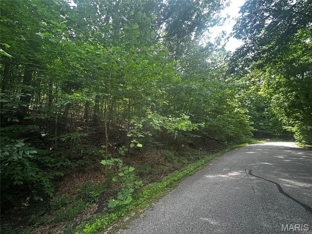 620 Crooked Creek Lane, Eureka, MO 63025
