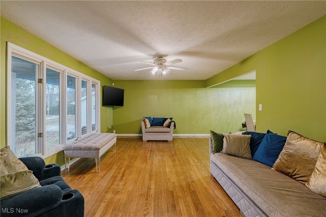 5193 Ashwood Drive, Lyndhurst, OH 44124