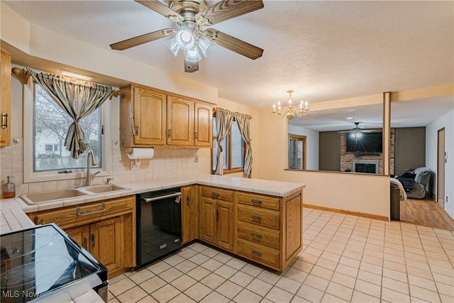 5193 Ashwood Drive, Lyndhurst, OH 44124