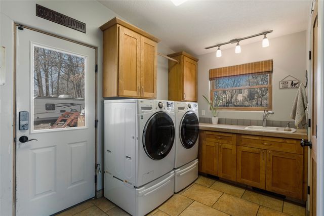 13 Calle Rivera, Santa Fe, NM 87506