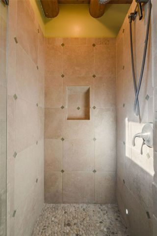 13 Calle Rivera, Santa Fe, NM 87506