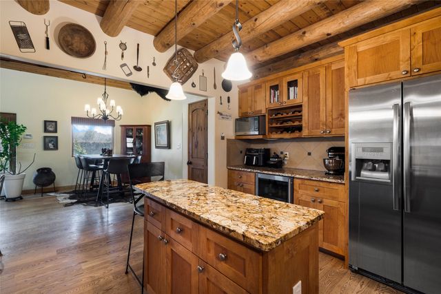 13 Calle Rivera, Santa Fe, NM 87506